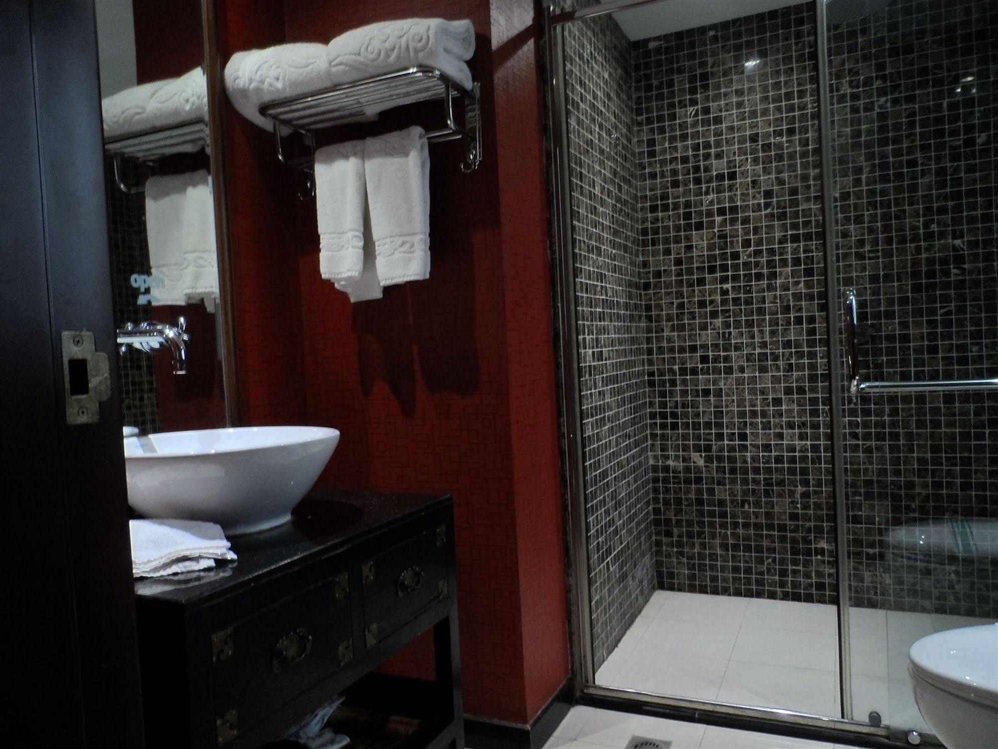 Beijing Imperial Courtyard Hotel Kültér fotó